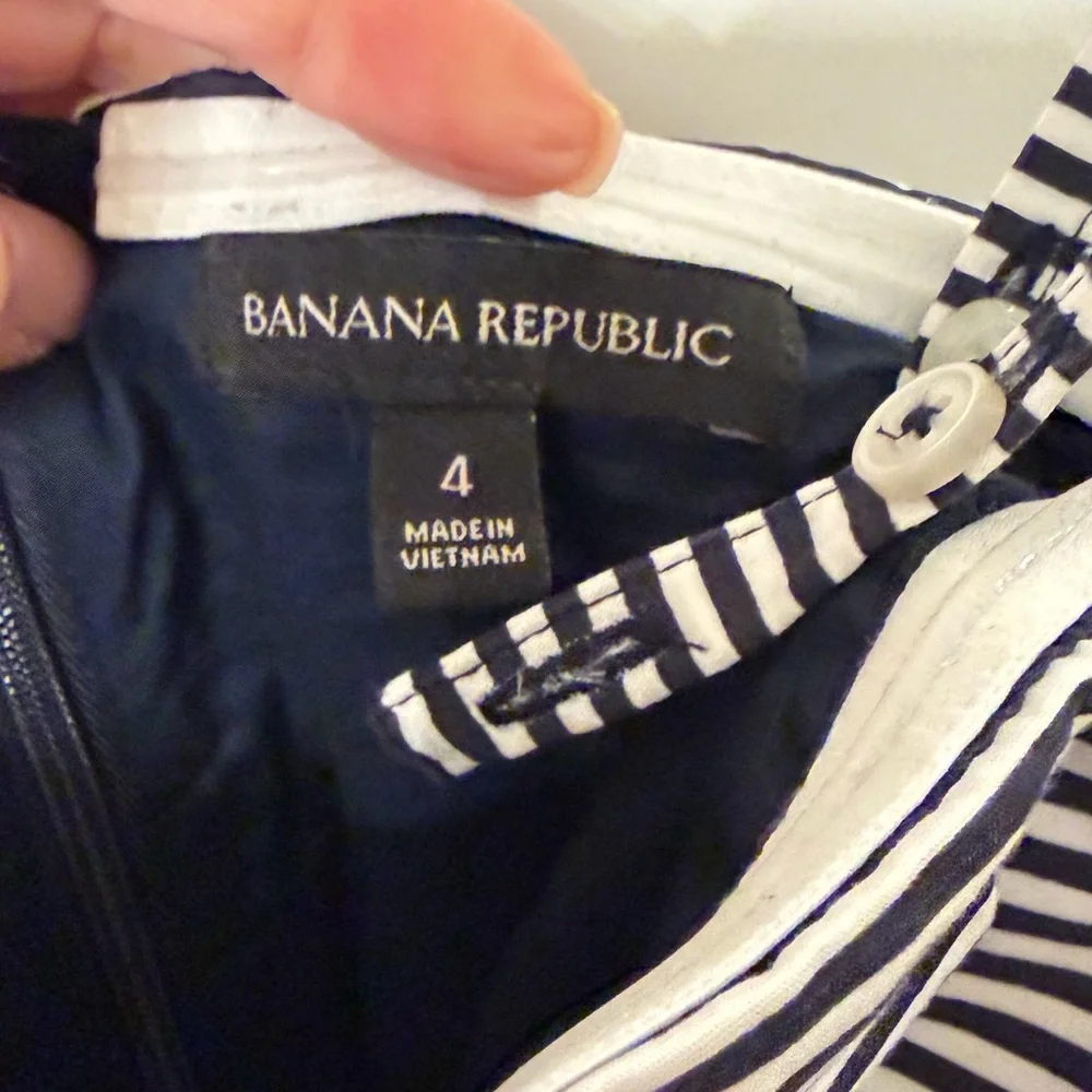 Banana Republic Black and White Striped Midi Dress - Picture 4 of 4